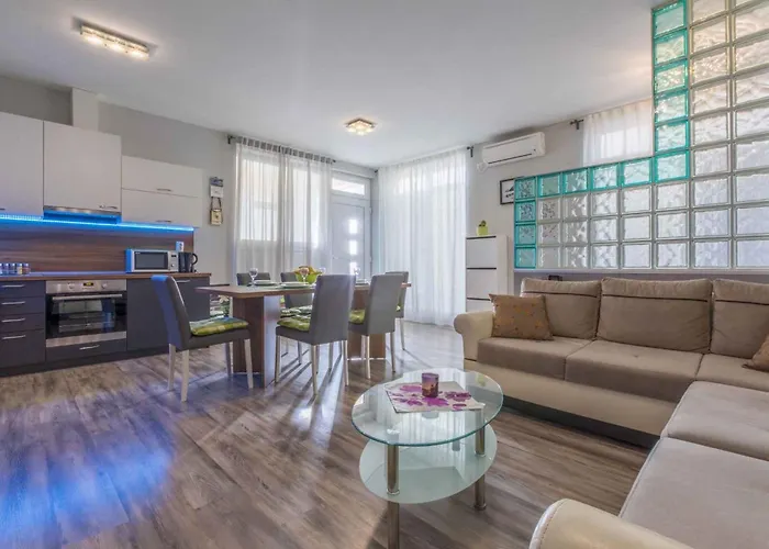 Appartement In 39444 Novi Vinodolski